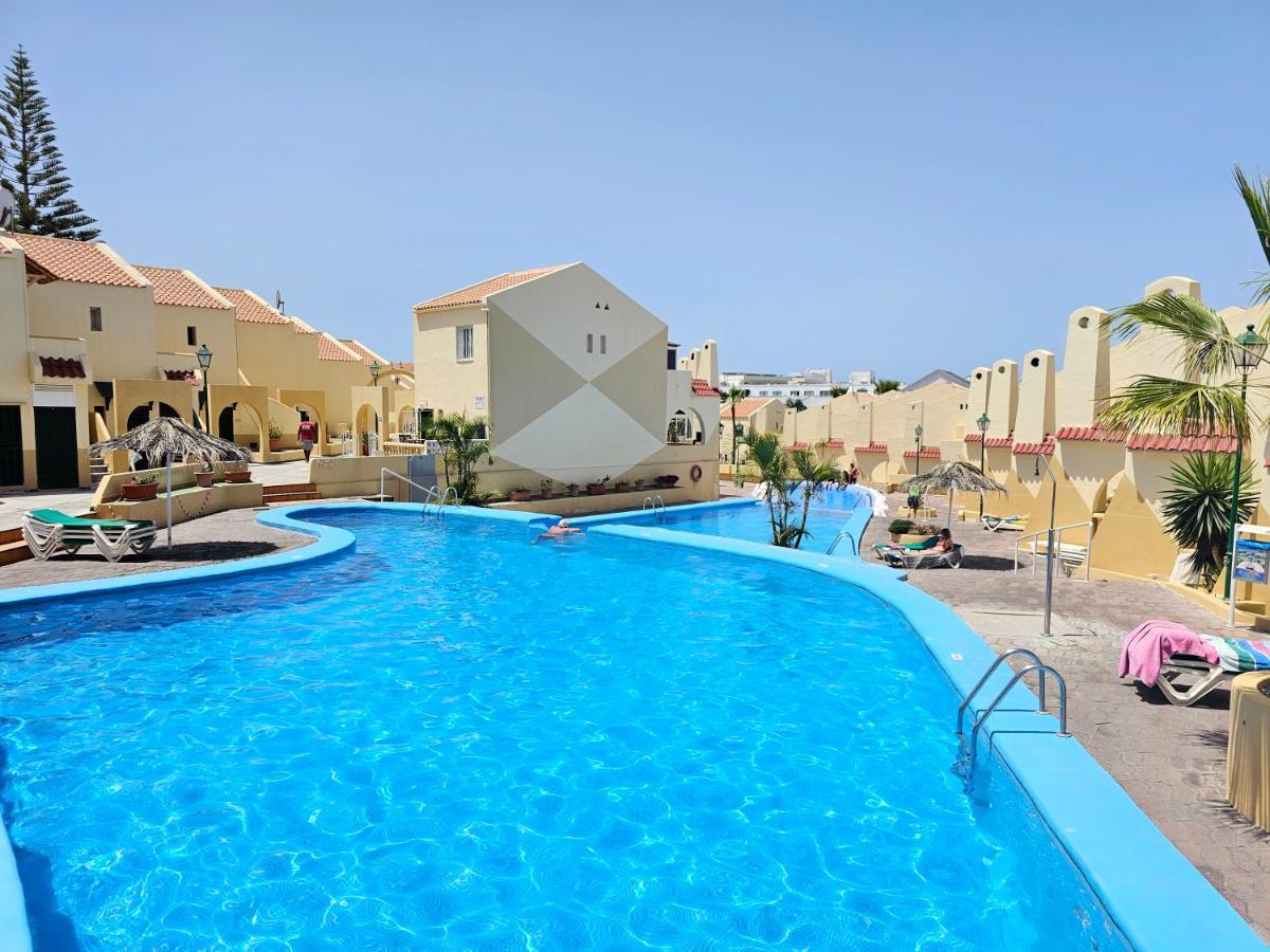 Beach & Refreshing Pool Holidays Air-Conditioning , Costa Adeje المظهر الخارجي الصورة